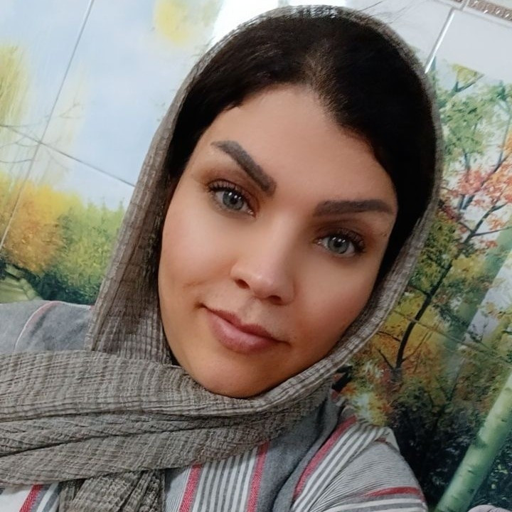 خدیجه قربانیان