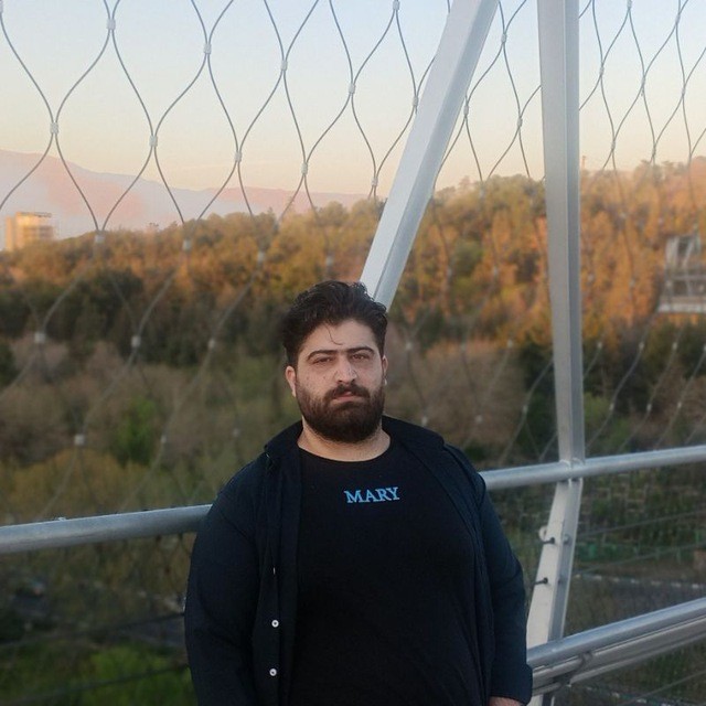 بهمن بیات