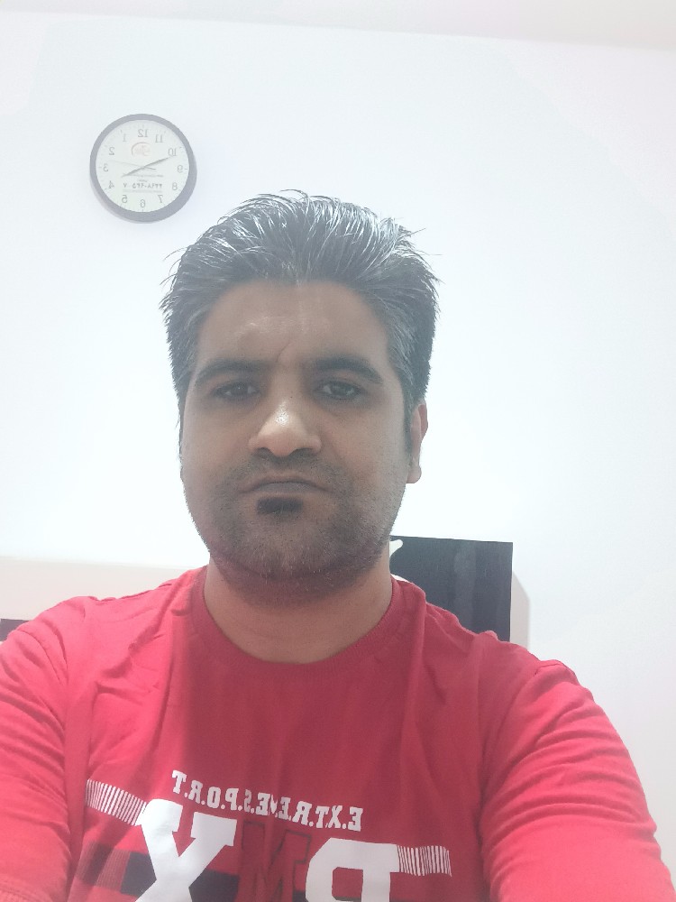 آزش امینی