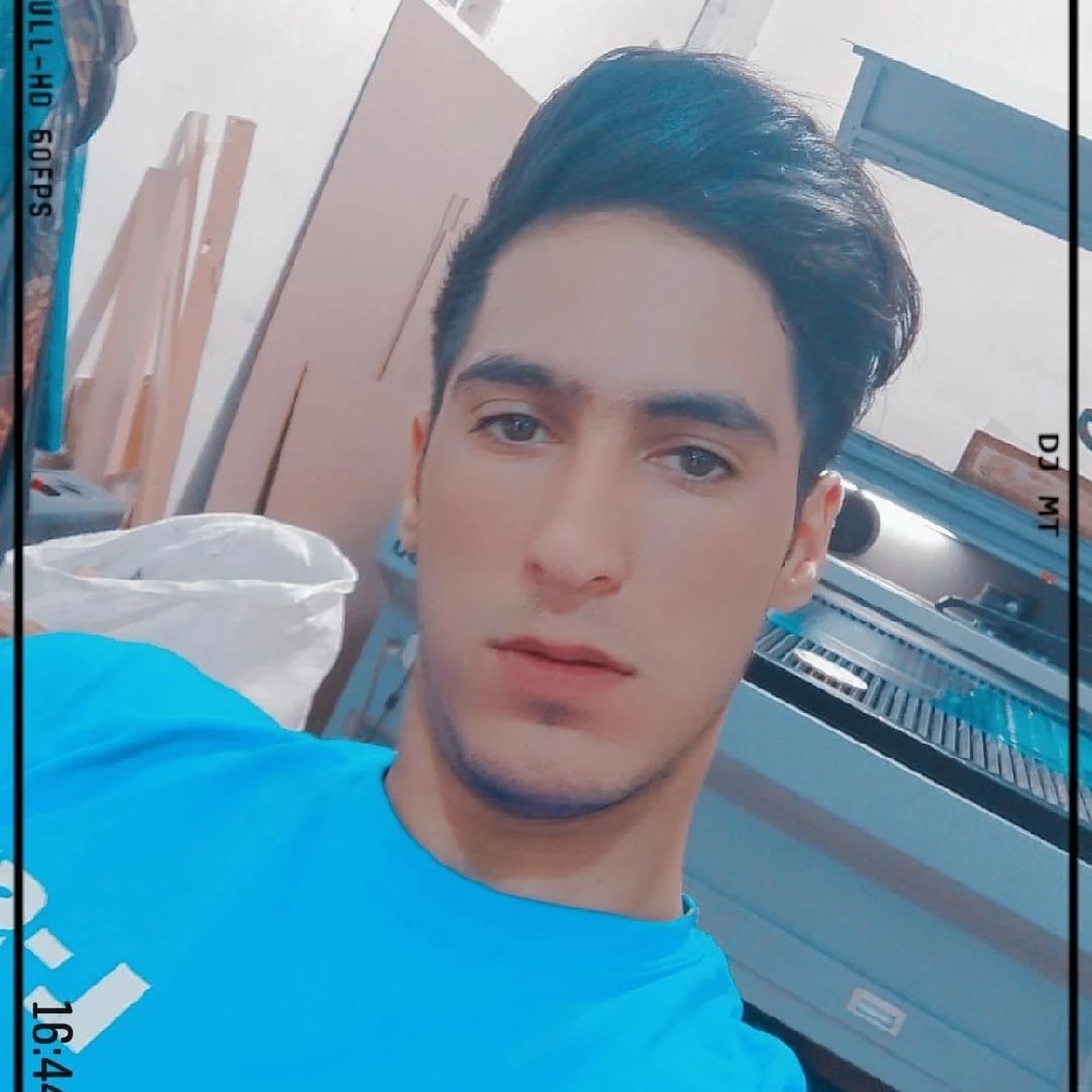 علی رضا لرنی