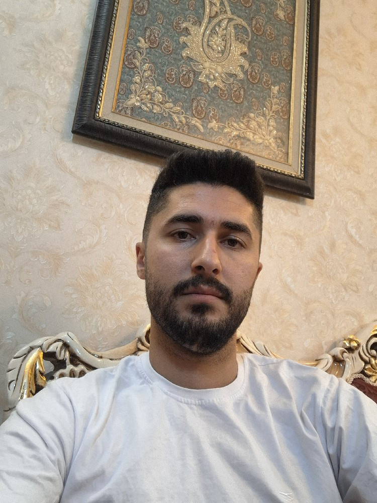 مبل اسپادانا