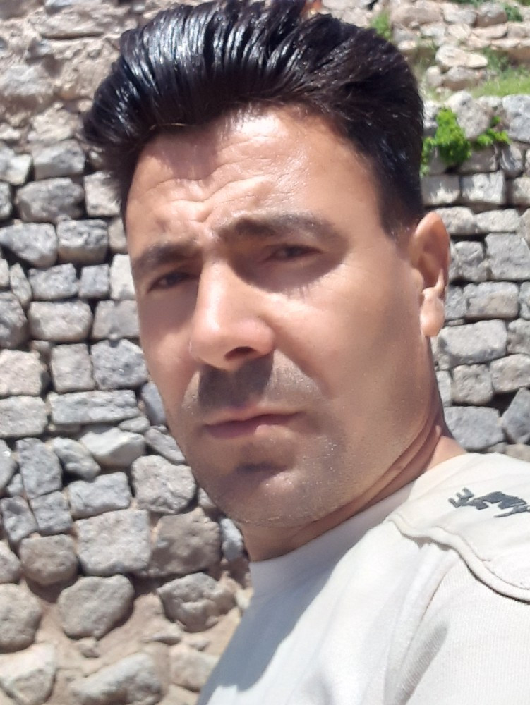 علی حسنیان