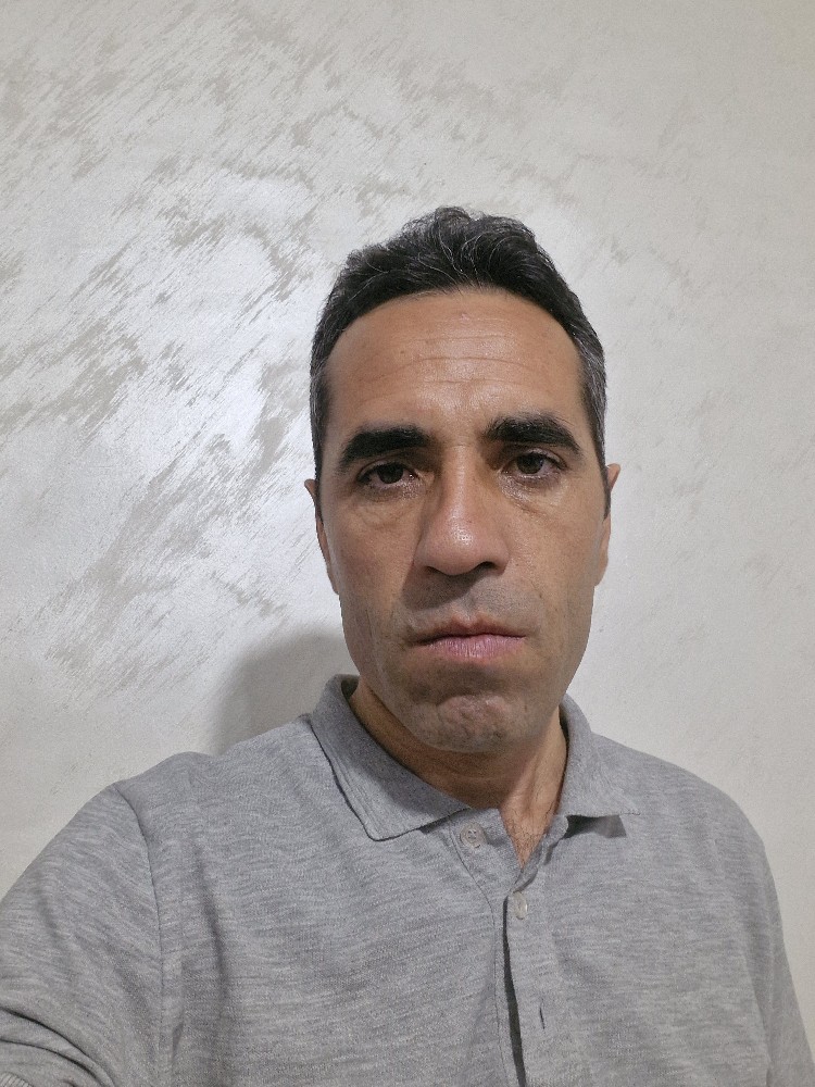 قادر انصاری