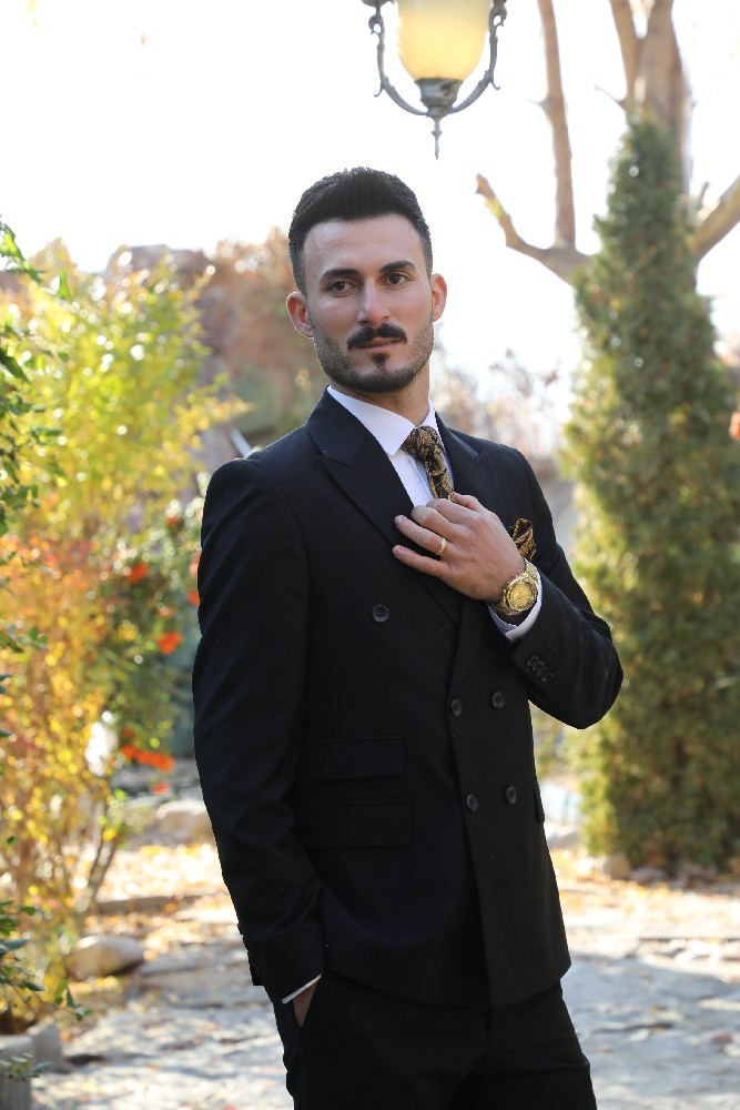 فرزاد معتمد