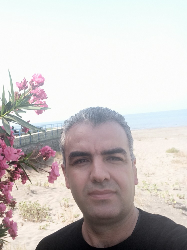 فرزاد فیضی