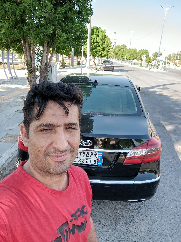 مصطفی بادامی