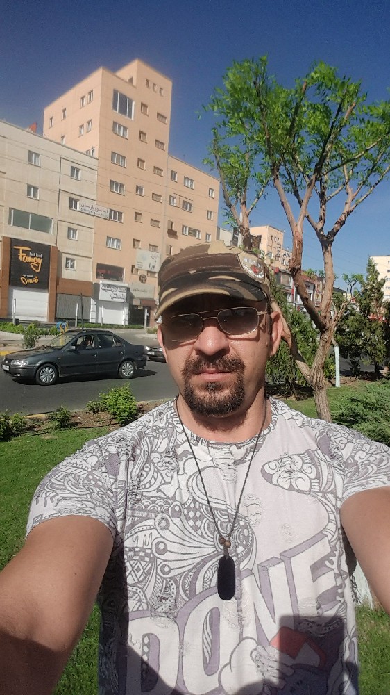 بهروز ملاحسینی