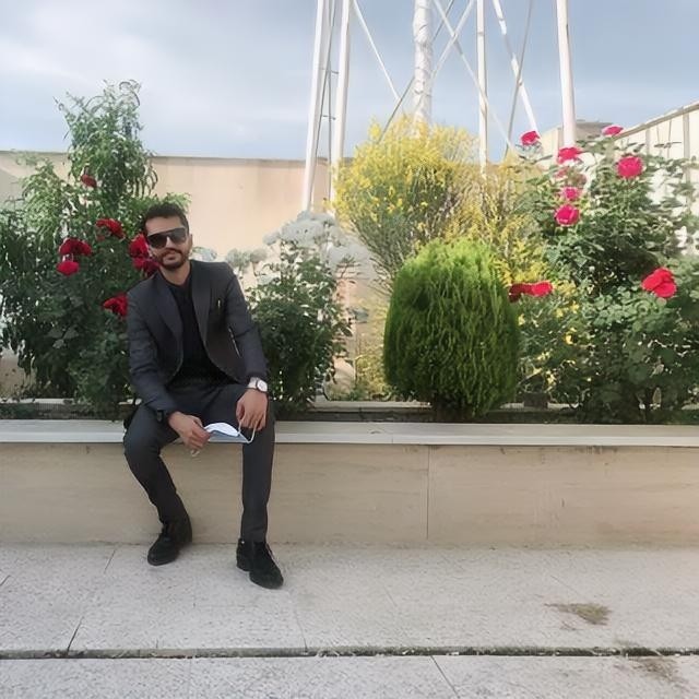 میلاد سرمدی