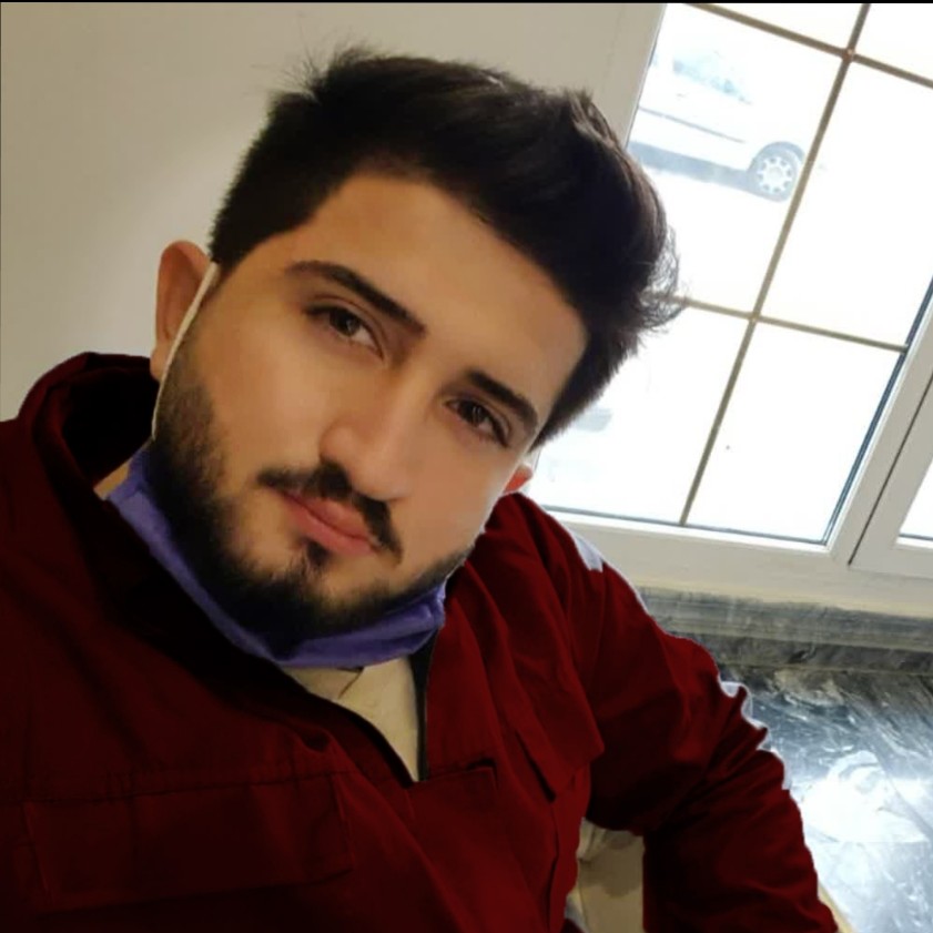 امیرحسین اکبری