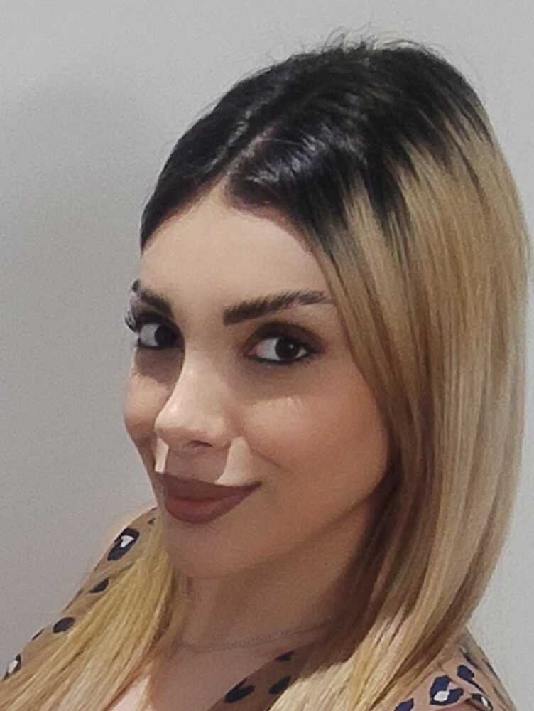 نادیا محبت دار