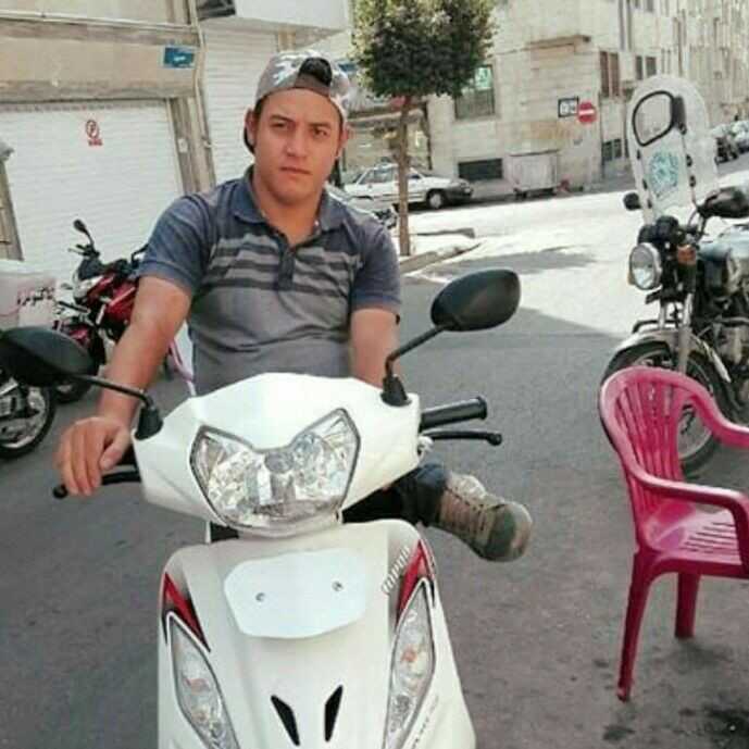 پوریا عبادپور