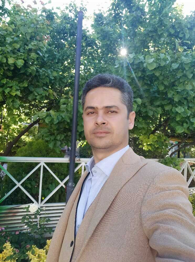 رضا چهارراهی