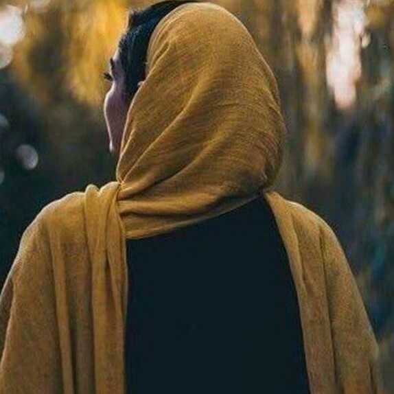 راحیل حسینی