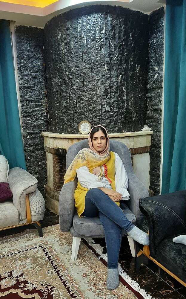 زینب کهراری فر
