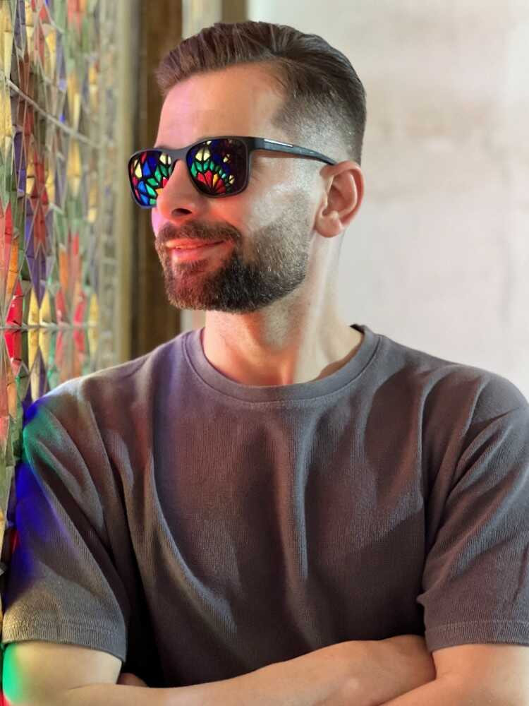 رضا عزیزی سیاوش