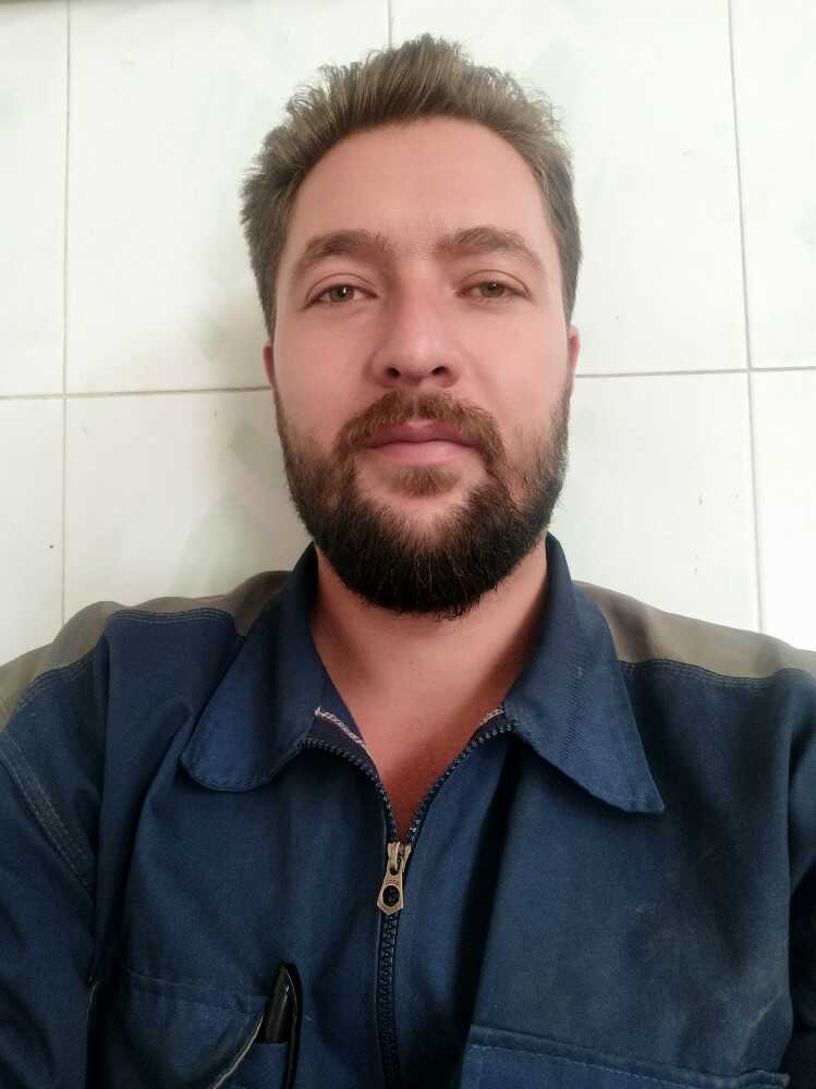 محمود روشن مهر