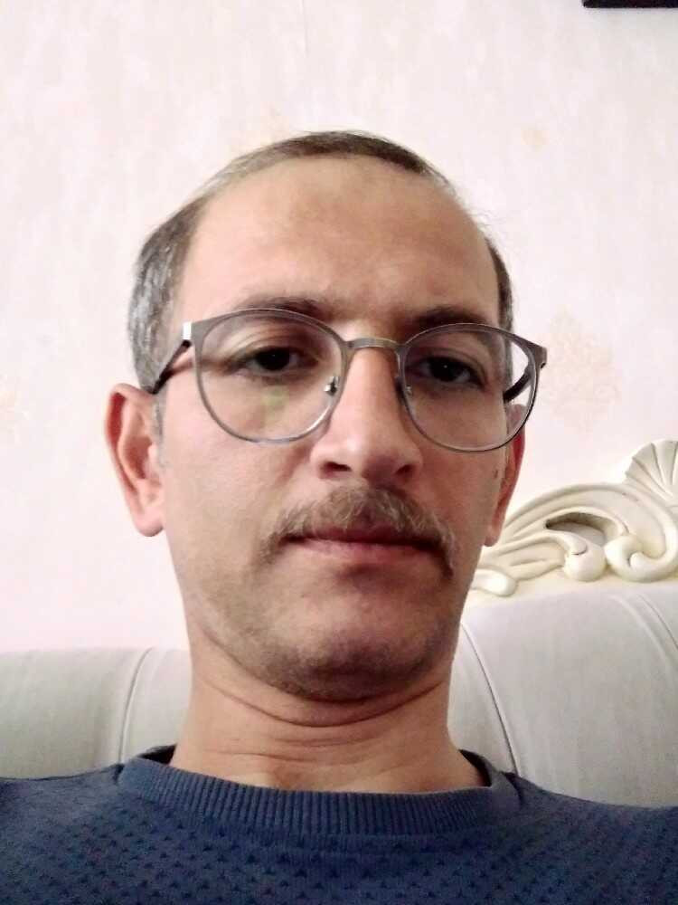 امیر حسینیان