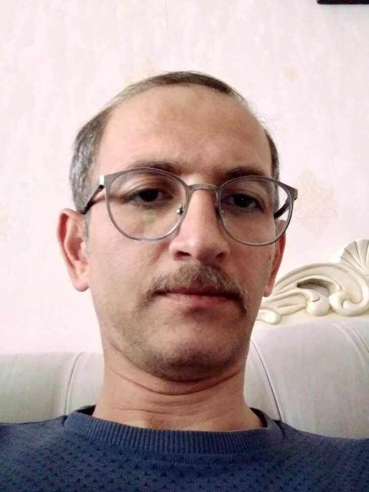 امیر حسینیان