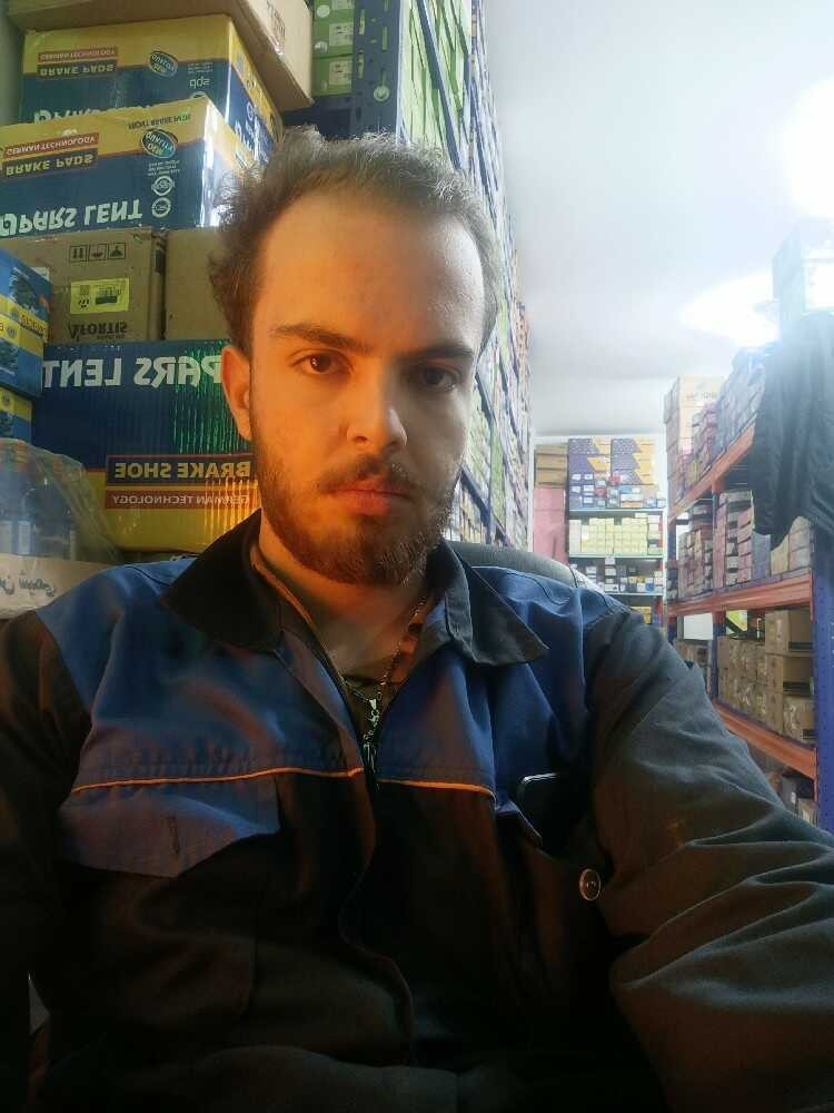 عرفان صاحبان پور