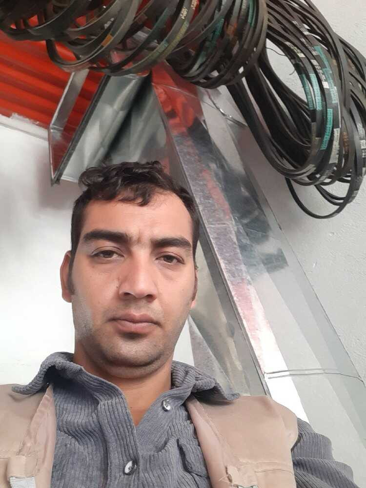 حسین کریمی