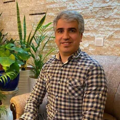 مصطفی آشتیانی