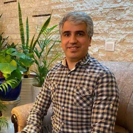 مصطفی آشتیانی