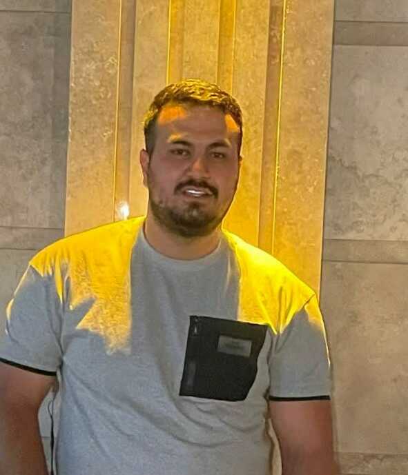 علیرضا آزاد