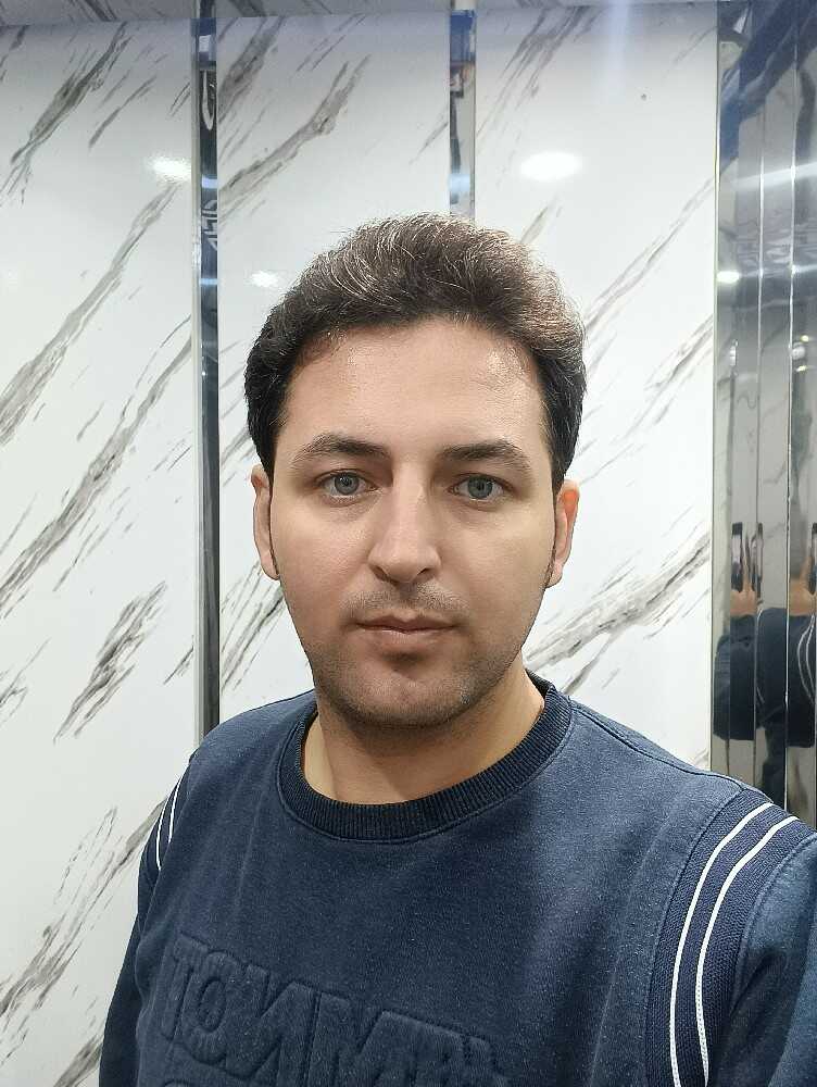 مصطفی عباسی