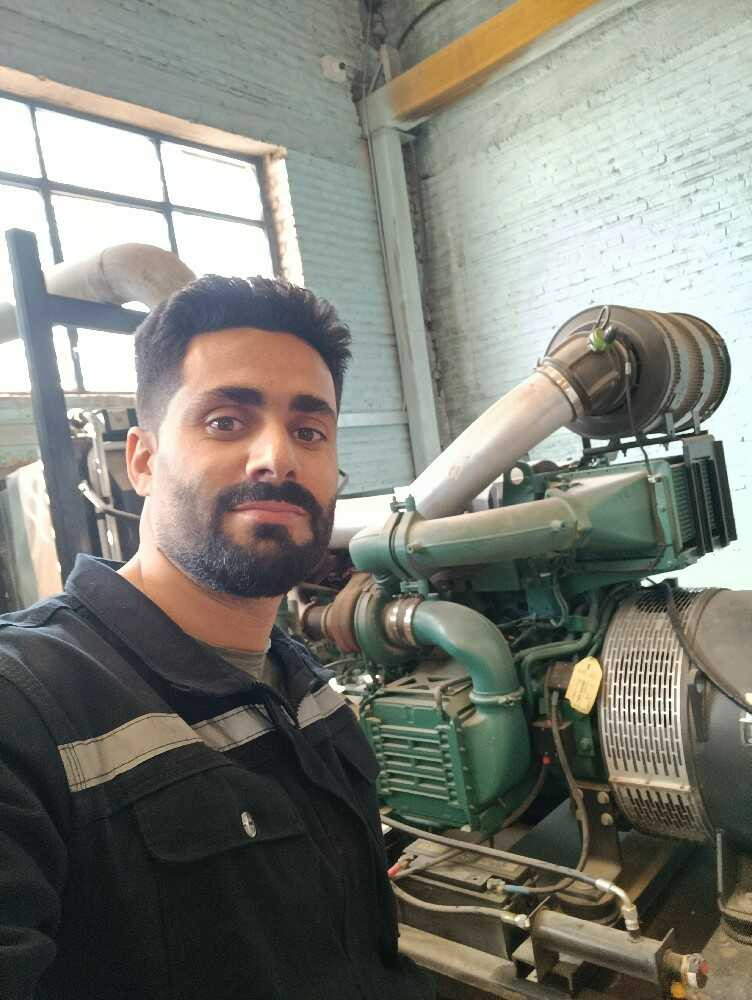 سیاوش دهقانی