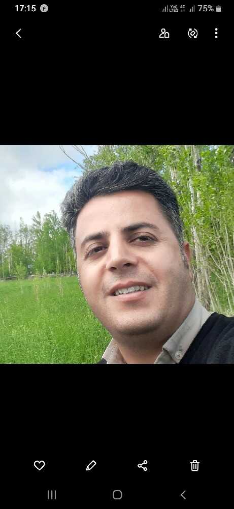 علیرضا موحدی پارسا