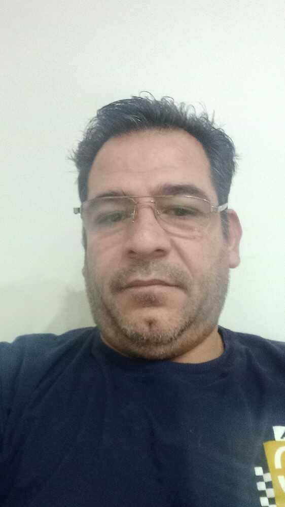 محسن نجاری