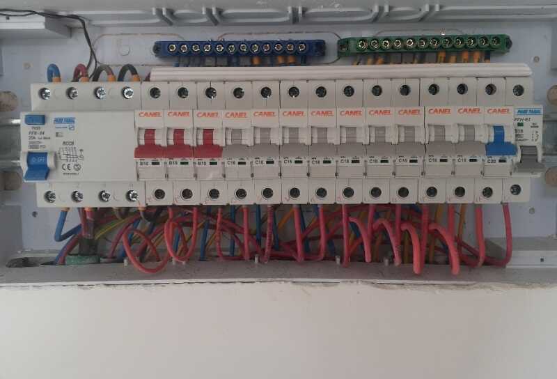 امیرحسین یادگاری