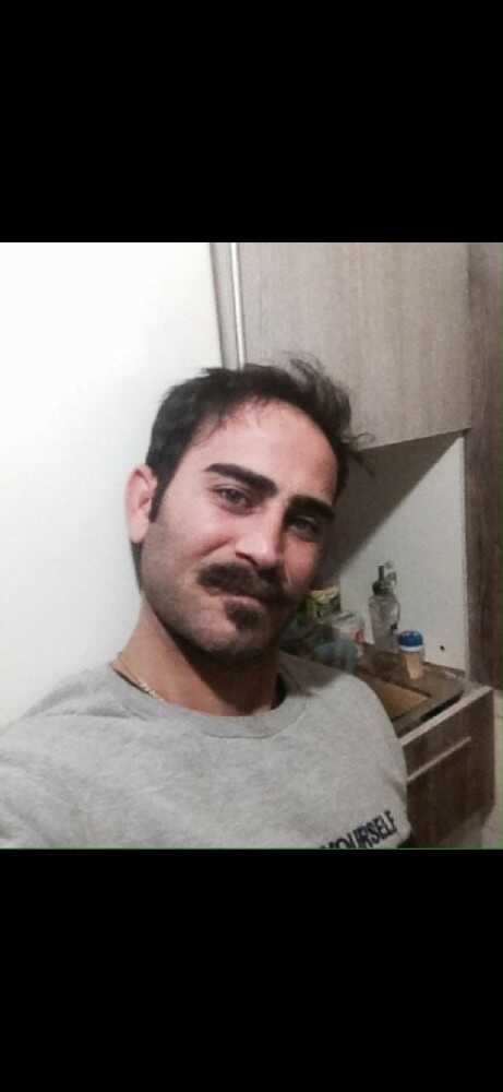 میلاد پارسانژاد