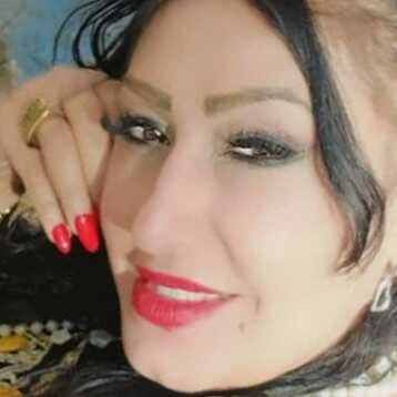 مهرنوش نادری فرد