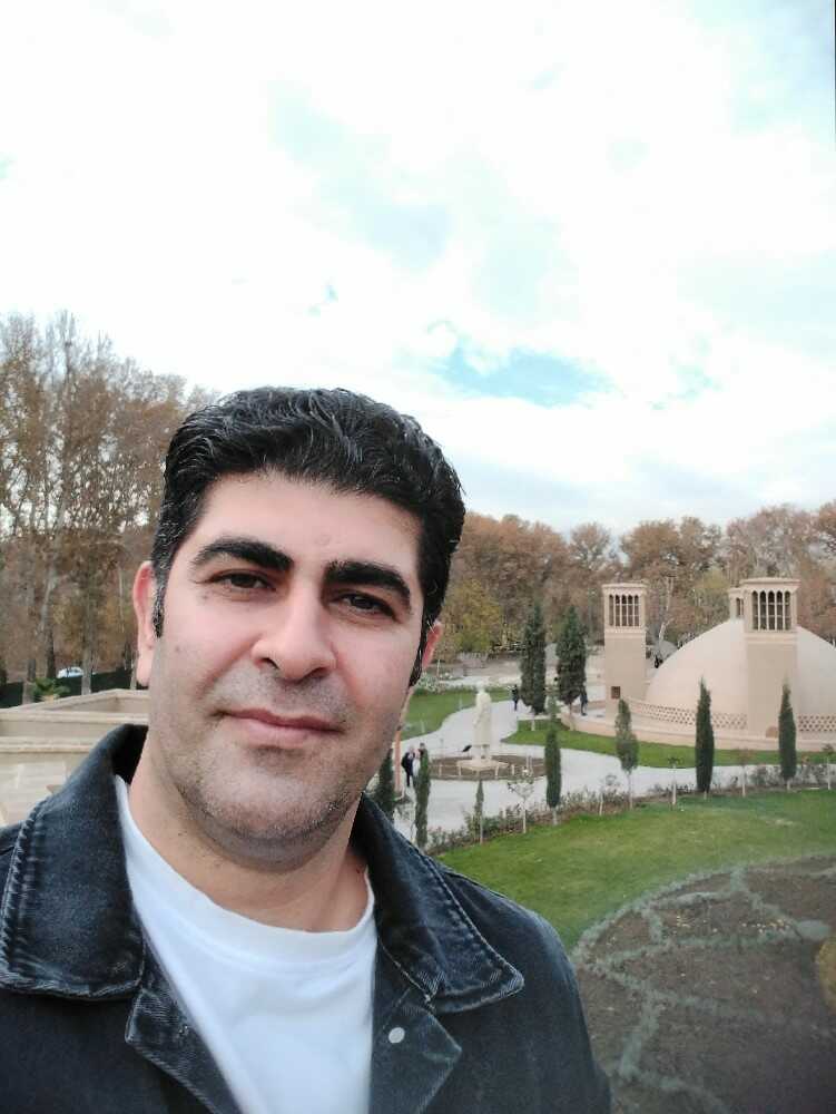 میثم سمیعی