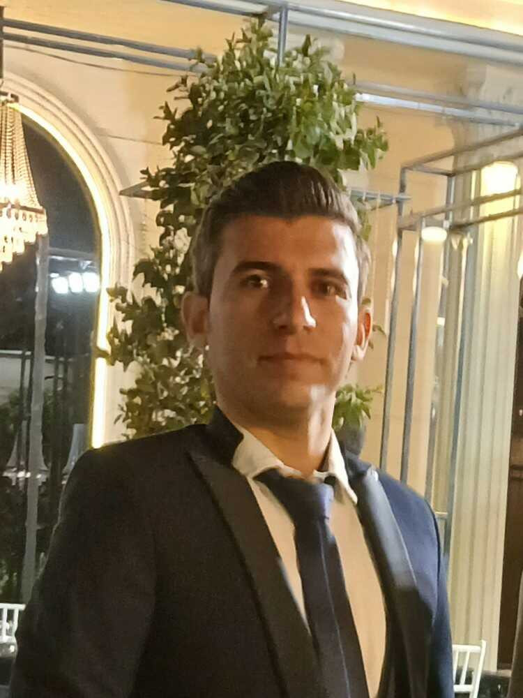 امین خزایی