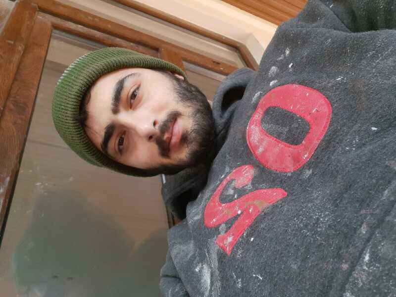 رضا نمایشی