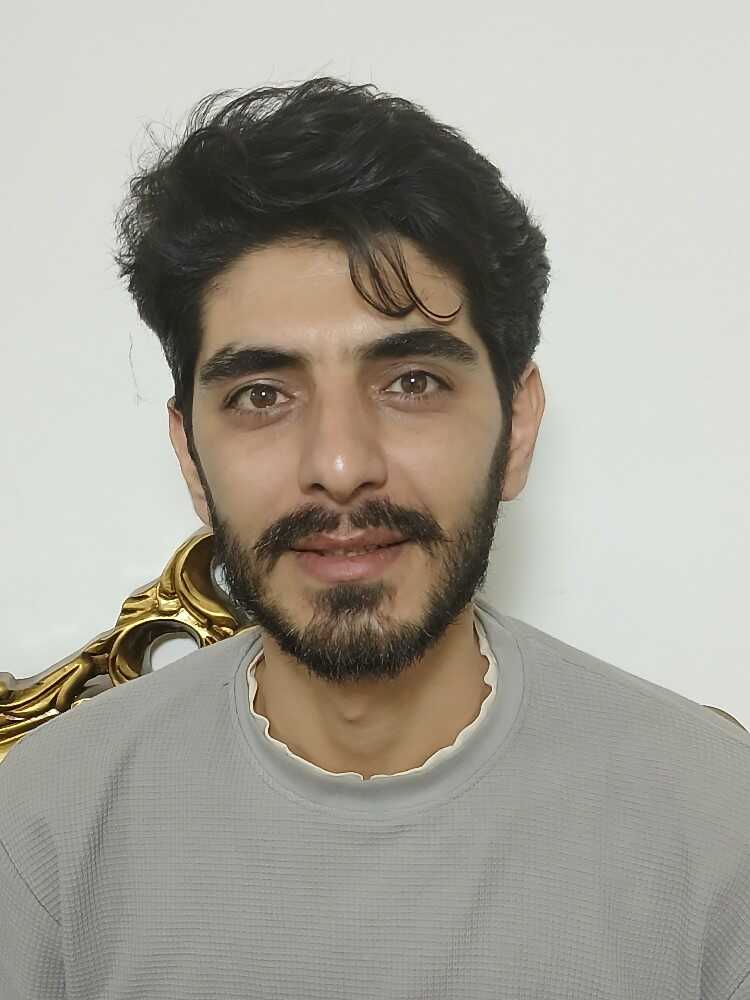 نادر اسدی