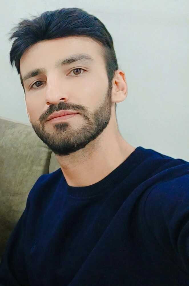 شهرام حسنی