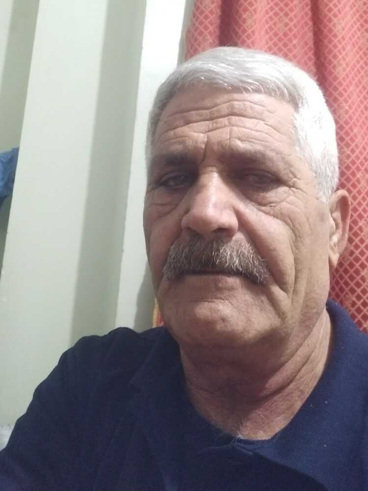هوشنگ لرکی