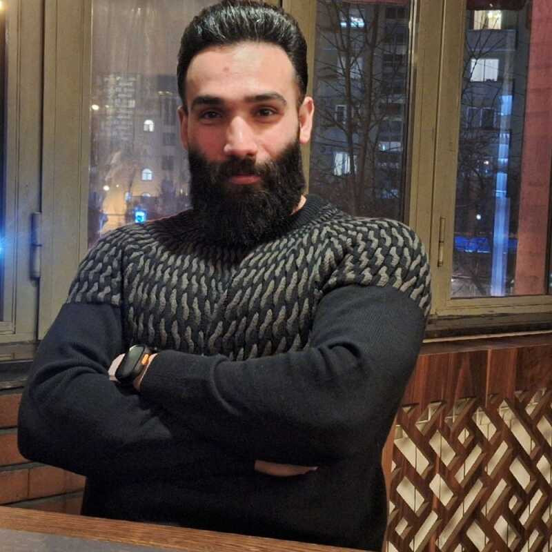 پویا بقال پور