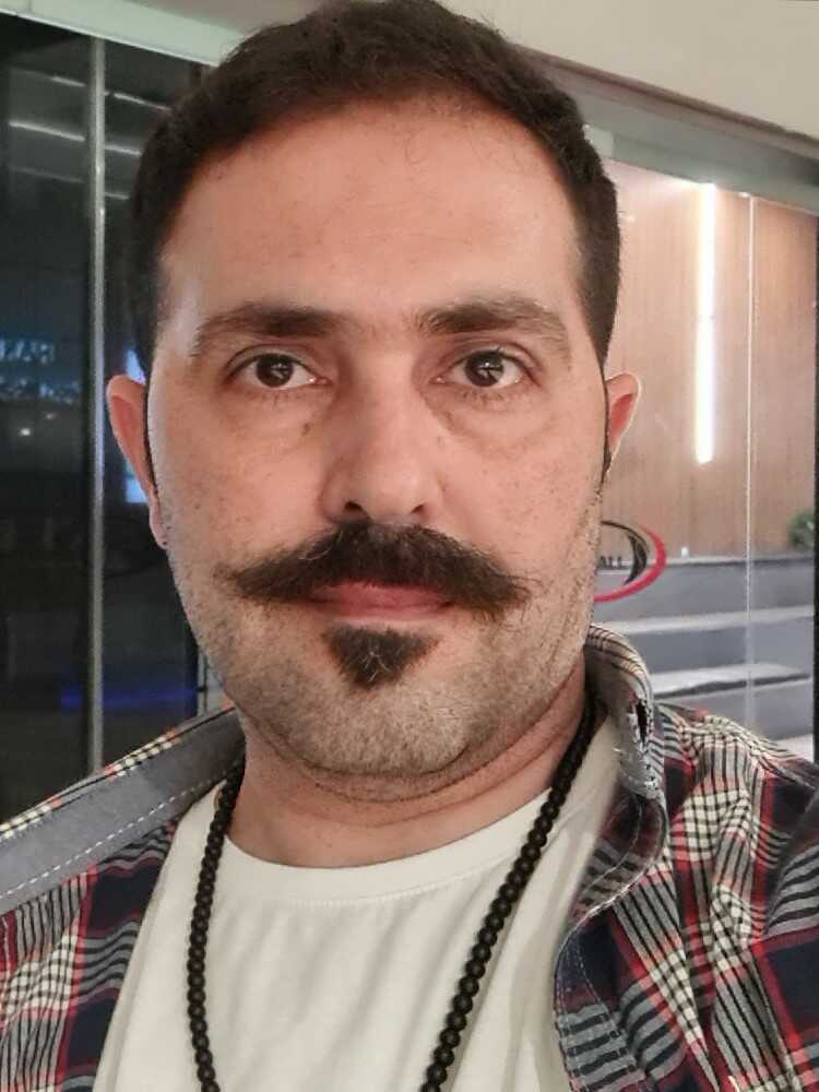 سینا محمدی پور