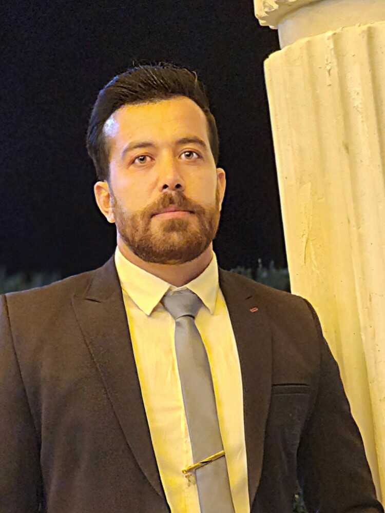 یوسف خازنی