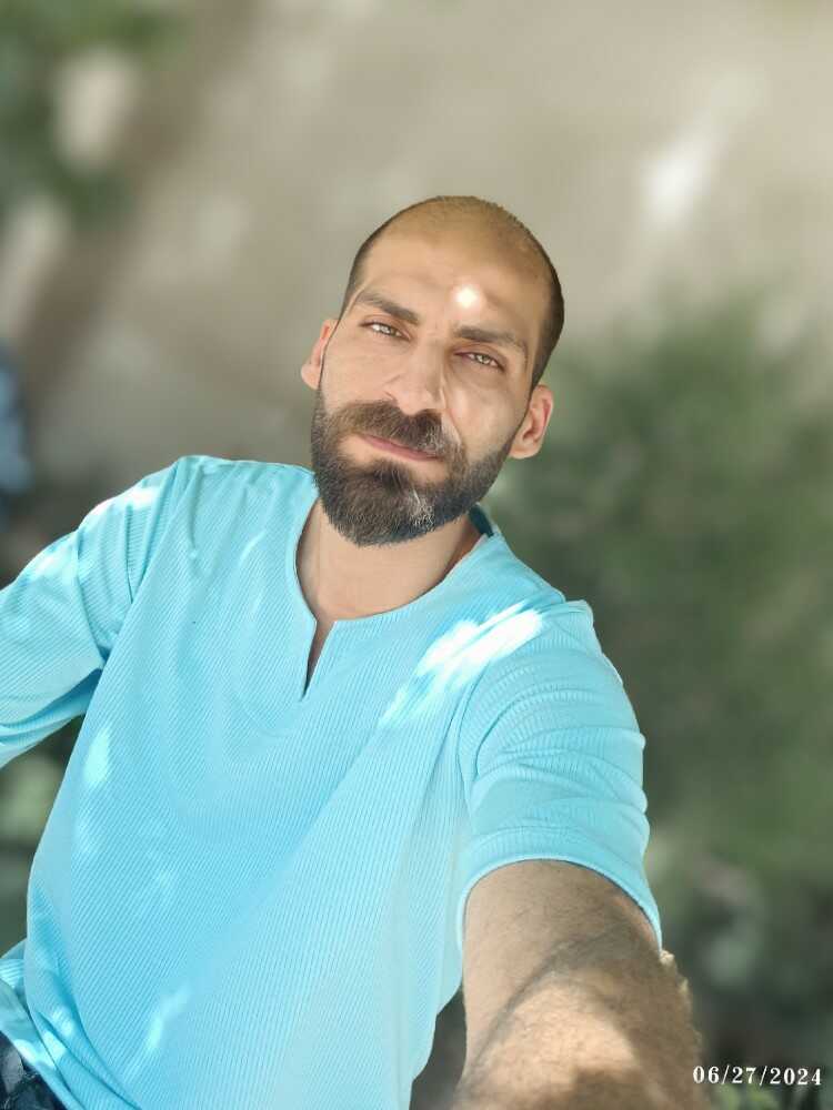 امیر مظفری