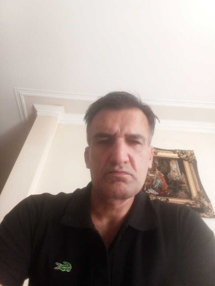 منوچهر بهرامی