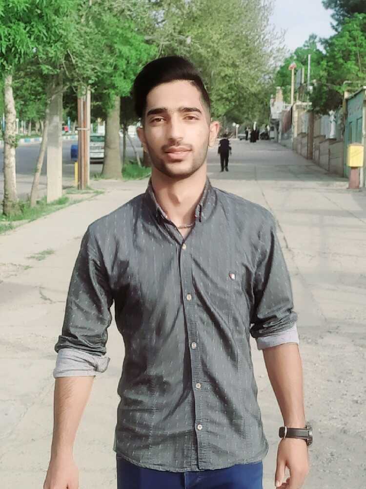 علی خزایی