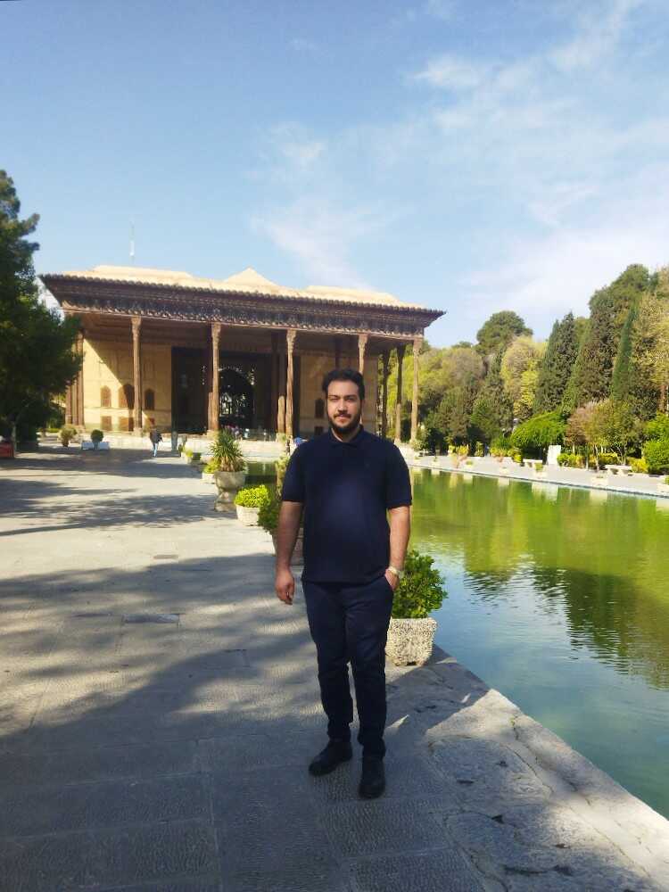 فرزاد یوزگند
