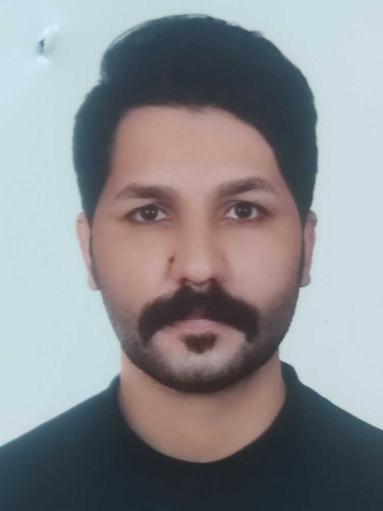 محسن گائینی