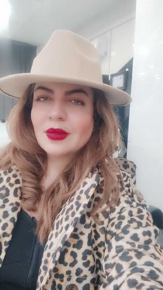 نادیا بیگ زاده