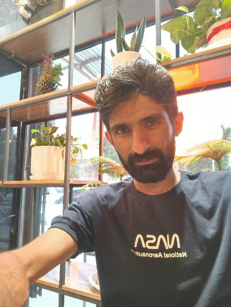 امید محمدی